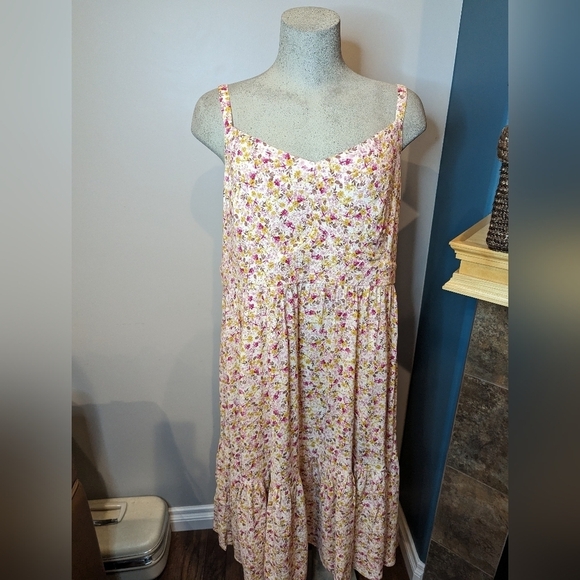 NWT Torrid Midi Rayon floral Tiered Dress, size 1x 14/16 - Picture 14 of 16